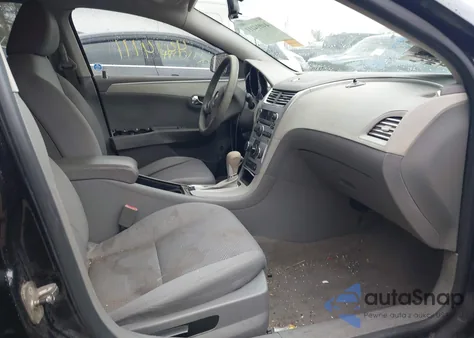 2011 Chevrolet Malibu Ls z USA, uszkodzony, nr VIN 1G1ZA5EU2BF359016